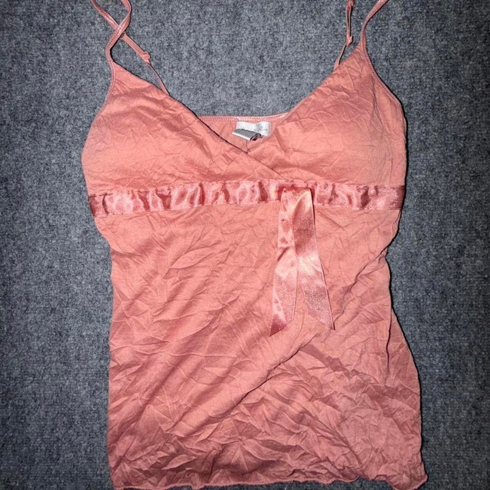 Y2K Satin cami top Charlotte Russe Pink ribbon detail size M NWT